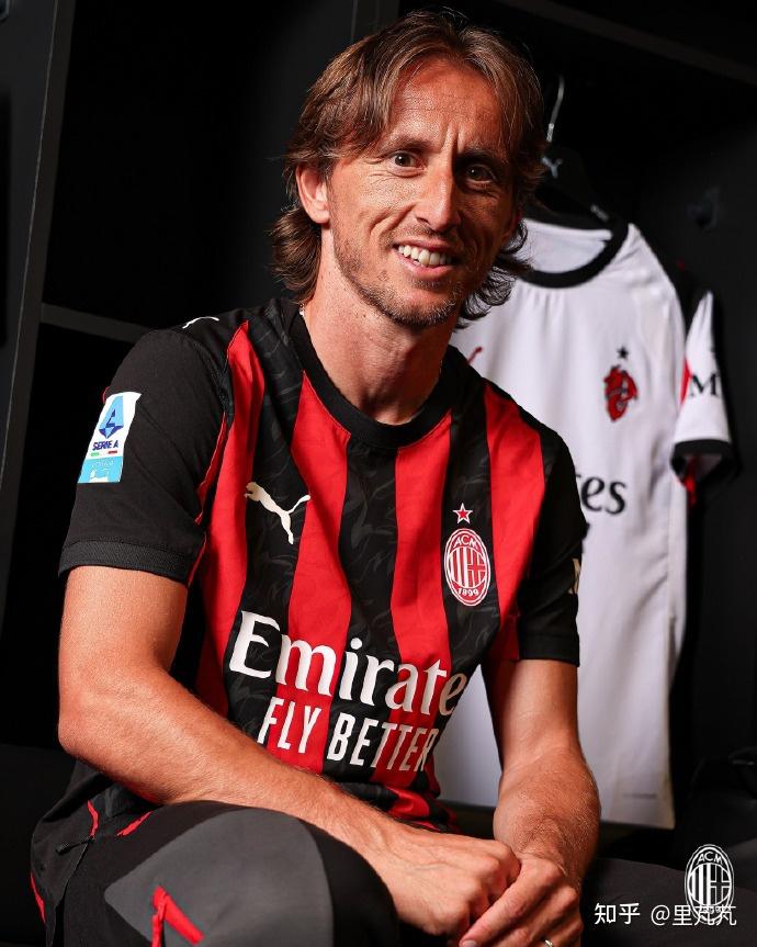 世界杯欧洲区附加赛抽签：乌克兰抽到的第四档对手是瑞典