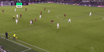 阿斯报：皇马希望与维尼修斯续约，双方正在努力达成最终协议