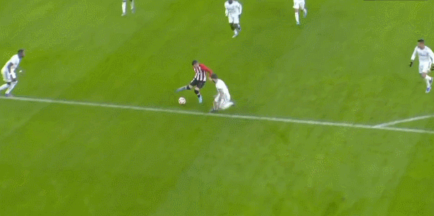 意杯战报：卡斯特罗头球绝杀，博洛尼亚2-1帕尔马